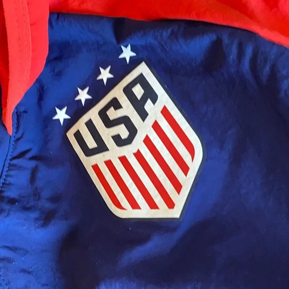 Nike Red & Navy Hooded USA Full Zip Windbreaker - Picture 4 of 10
